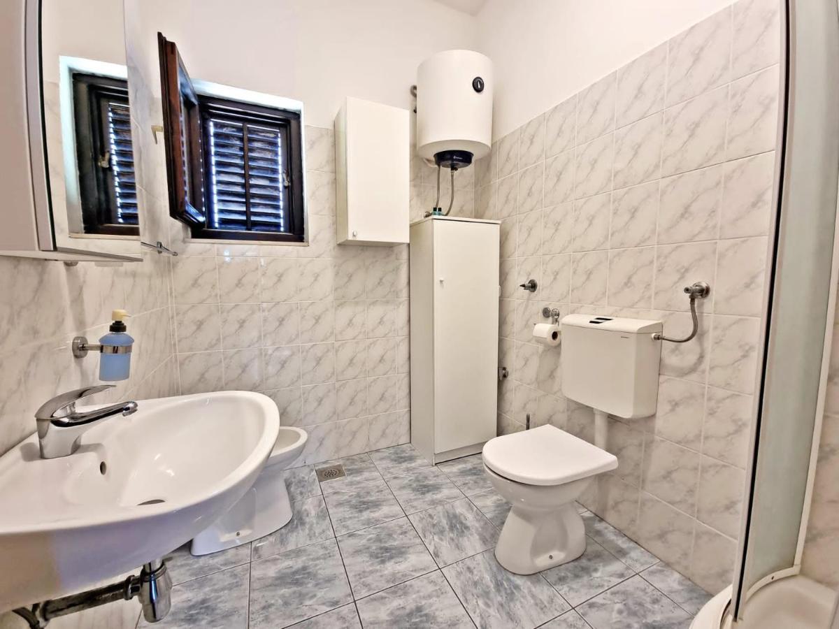 Apartman Irena With Terase End Private Parking Donji Okrug  Exteriér fotografie